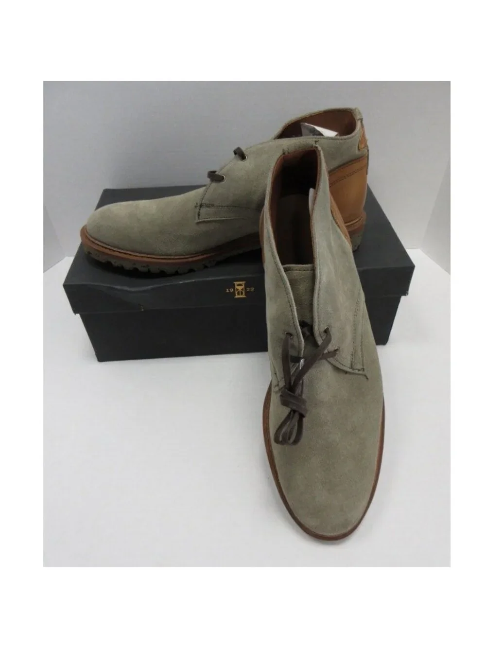 Allen Edmonds Boots 11 D Discovery Chukka Suede Leather Lace Up NEW